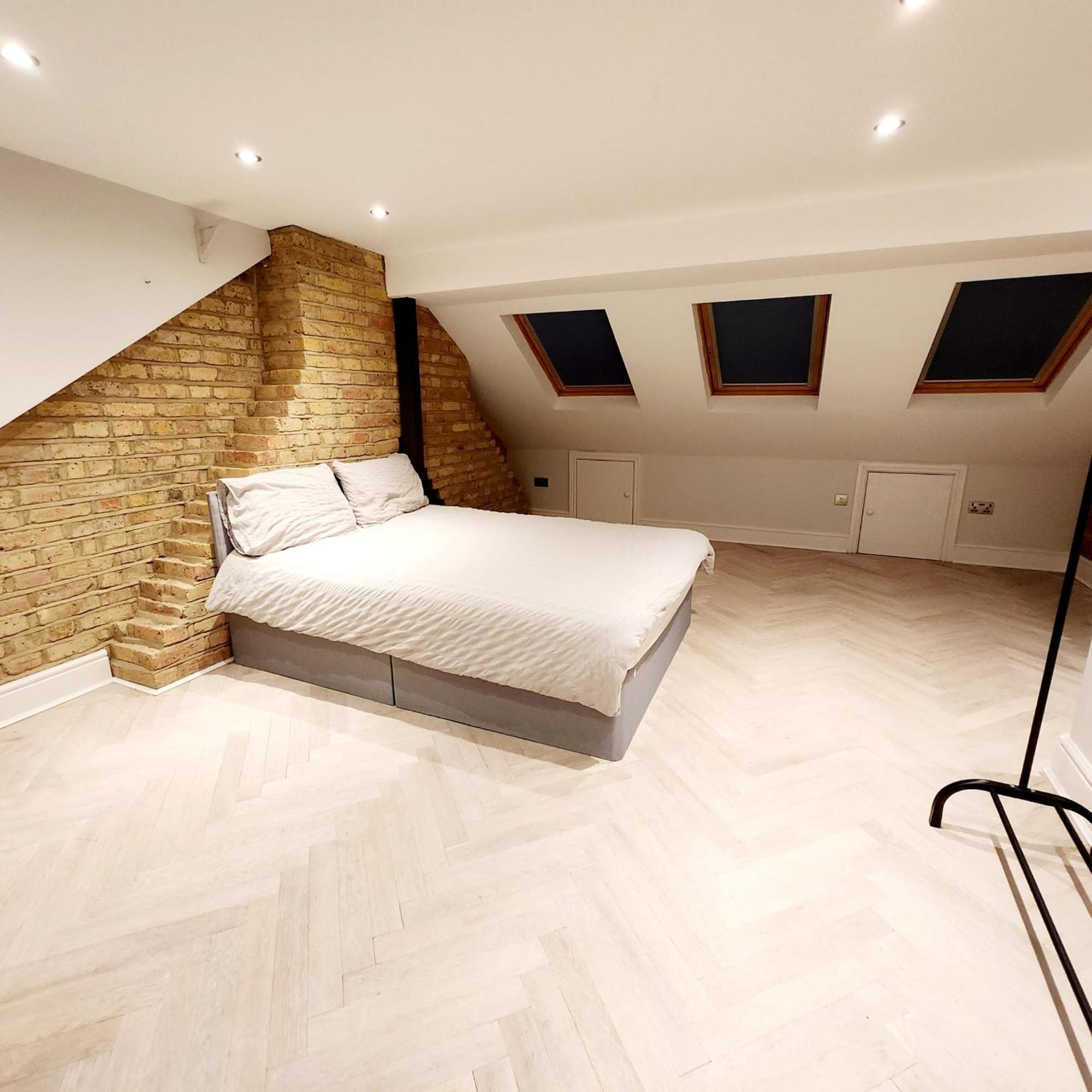 Contemporary 3 Bed House With Spacious Garden Close To Stratford & Canary Wharf ロンドン 部屋 写真